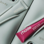 Maska Rhode LIP CASE + LIP TINT za iPhone 17 salty tan - Slika 2