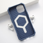Maska Uag Essential Armor Mag Case za iPhone 15 plava
