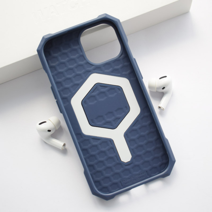 Maska Uag Essential Armor Mag Case za iPhone 15 plava