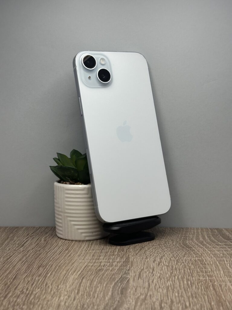 iPhone 15 Plus