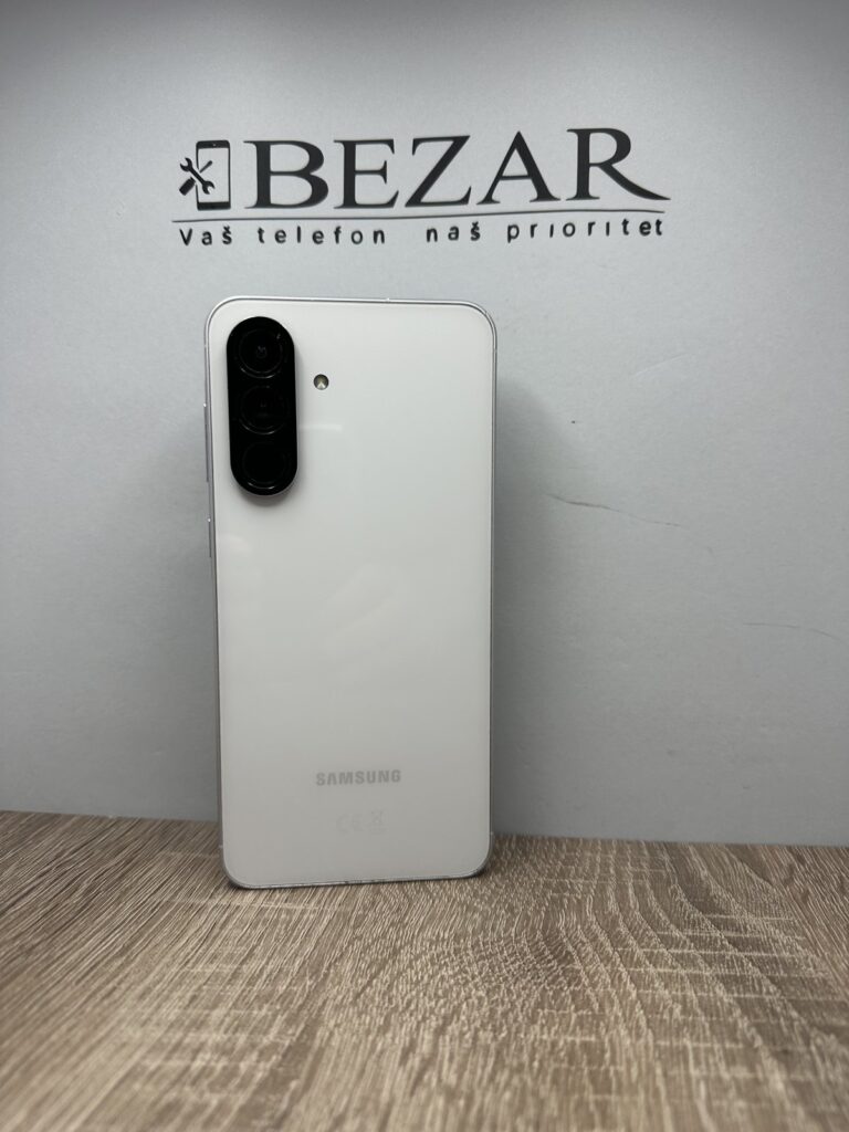 Samsung A56 8/256GB Bela - GARANCIJA + NA RATE - 10904
